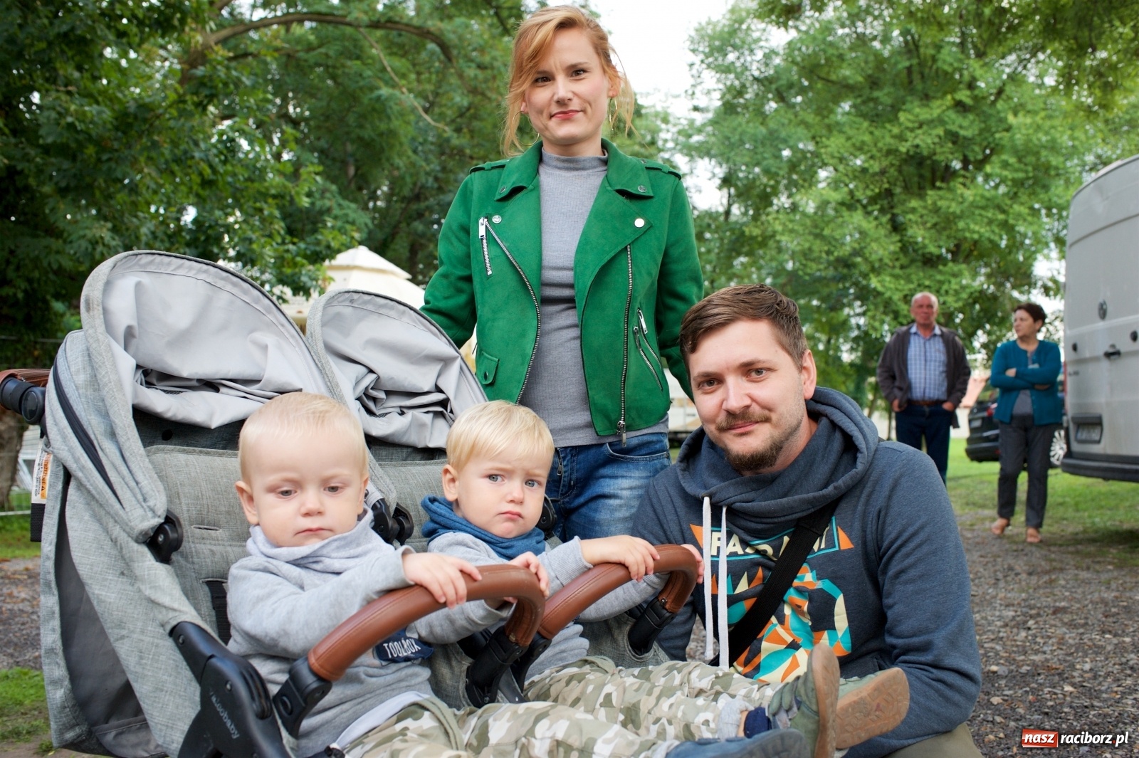 Zdjęcie w galerii na portalu naszraciborz.pl: Tworkowski piknik przy zamku zakończony fire show [FOTO] wiadomości z regionu