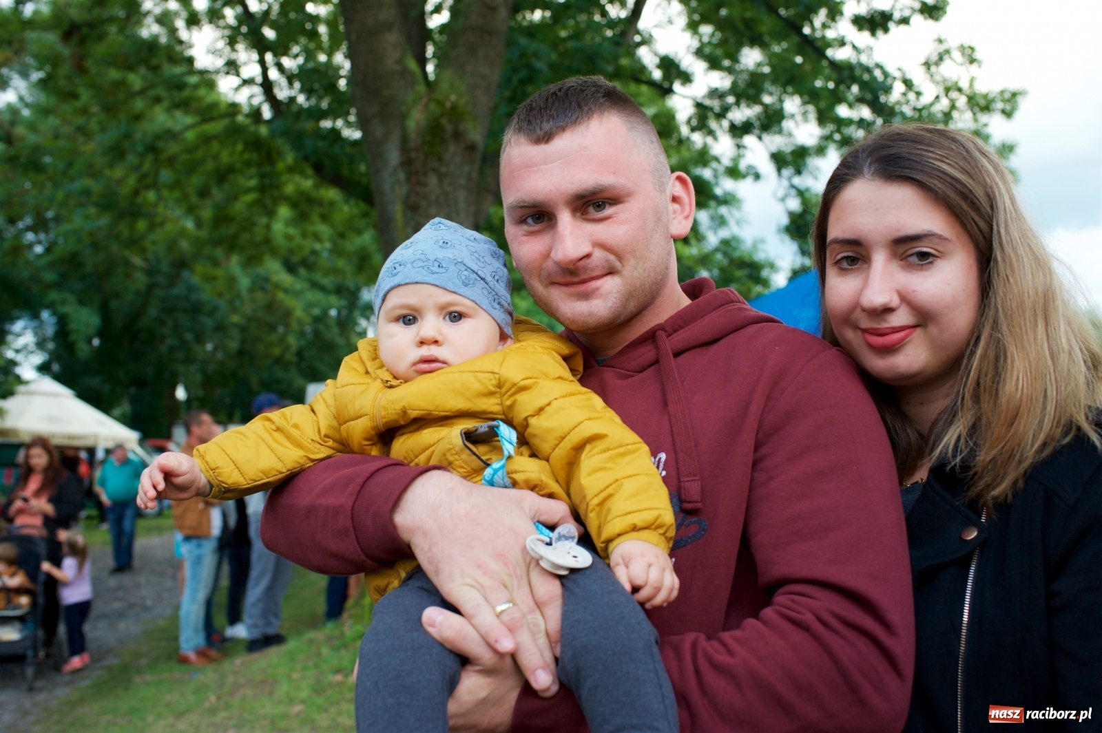 Zdjęcie w galerii na portalu naszraciborz.pl: Tworkowski piknik przy zamku zakończony fire show [FOTO] wiadomości z regionu