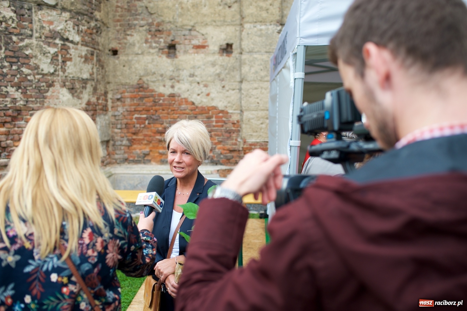 Zdjęcie w galerii na portalu naszraciborz.pl: Tworkowski piknik przy zamku zakończony fire show [FOTO] wiadomości z regionu