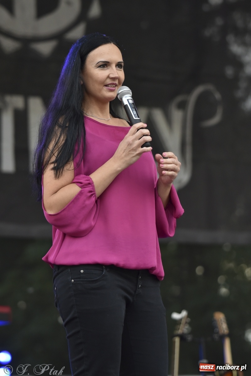 Zdjęcie w galerii na portalu naszraciborz.pl: Koncert z okazji 10-lecia zespołu BARTNICKY za nami wiadomości z regionu