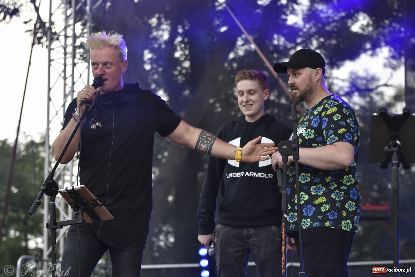 Zdjęcie w galerii na portalu naszraciborz.pl: Koncert z okazji 10-lecia zespołu BARTNICKY za nami wiadomości z regionu