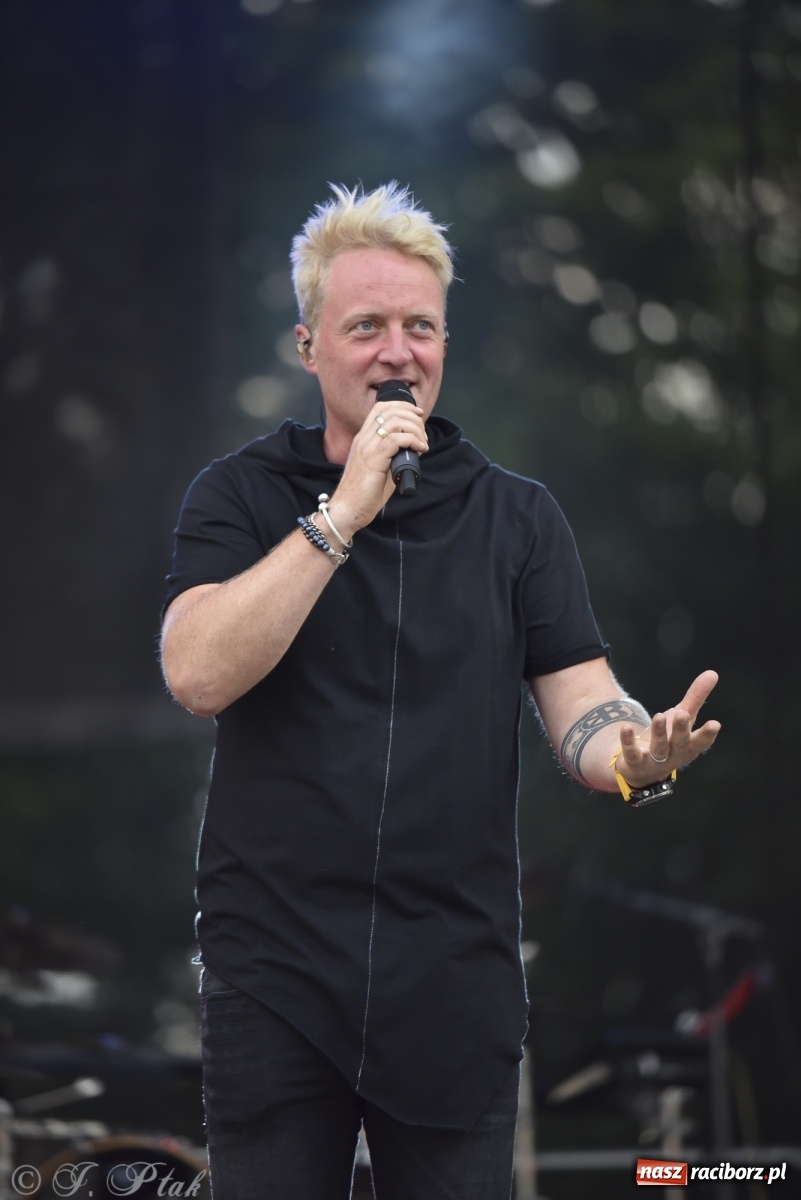 Zdjęcie w galerii na portalu naszraciborz.pl: Koncert z okazji 10-lecia zespołu BARTNICKY za nami wiadomości z regionu