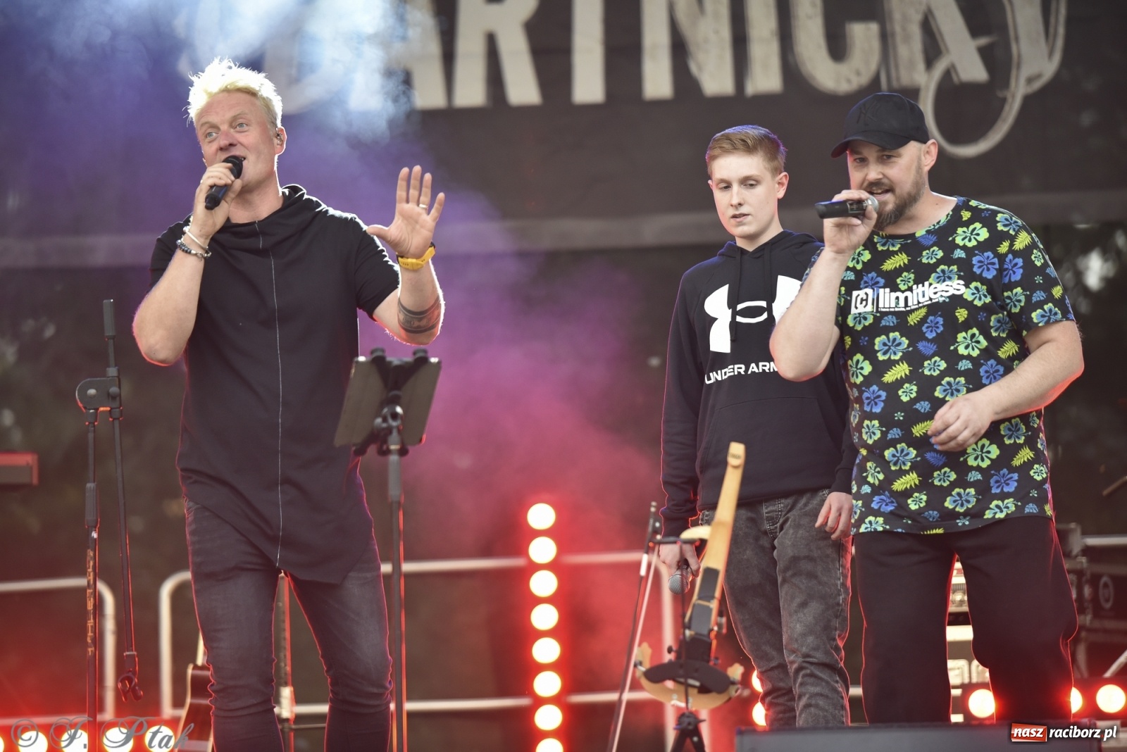 Zdjęcie w galerii na portalu naszraciborz.pl: Koncert z okazji 10-lecia zespołu BARTNICKY za nami wiadomości z regionu