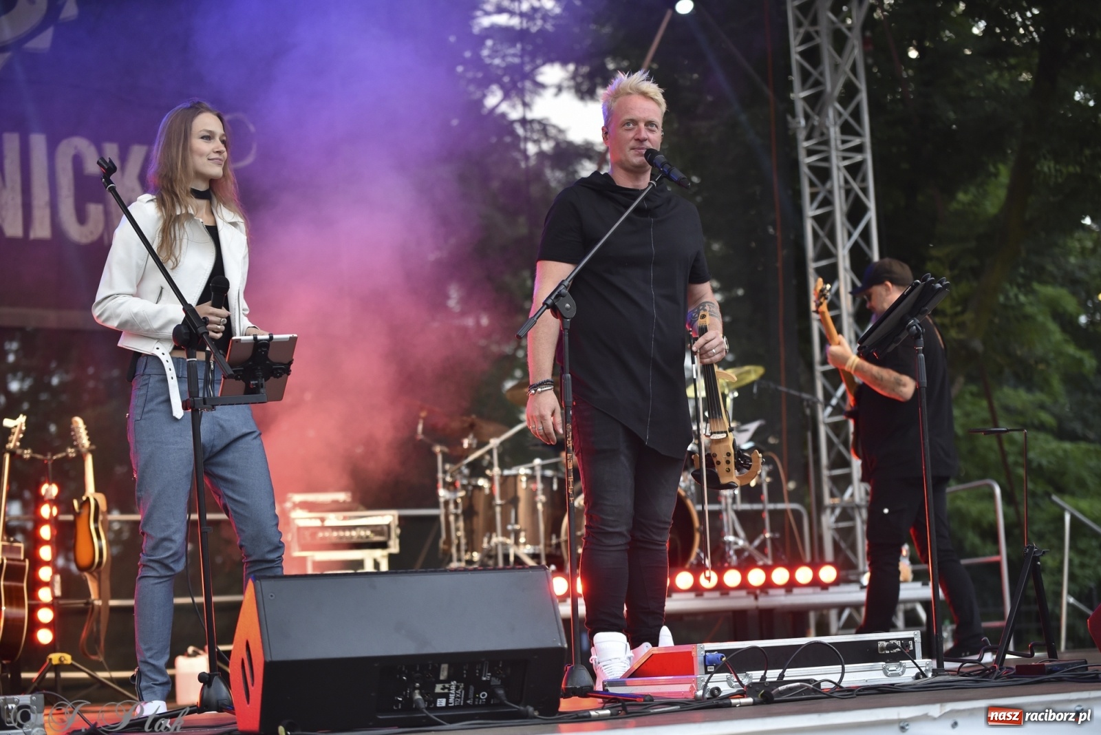 Zdjęcie w galerii na portalu naszraciborz.pl: Koncert z okazji 10-lecia zespołu BARTNICKY za nami wiadomości z regionu