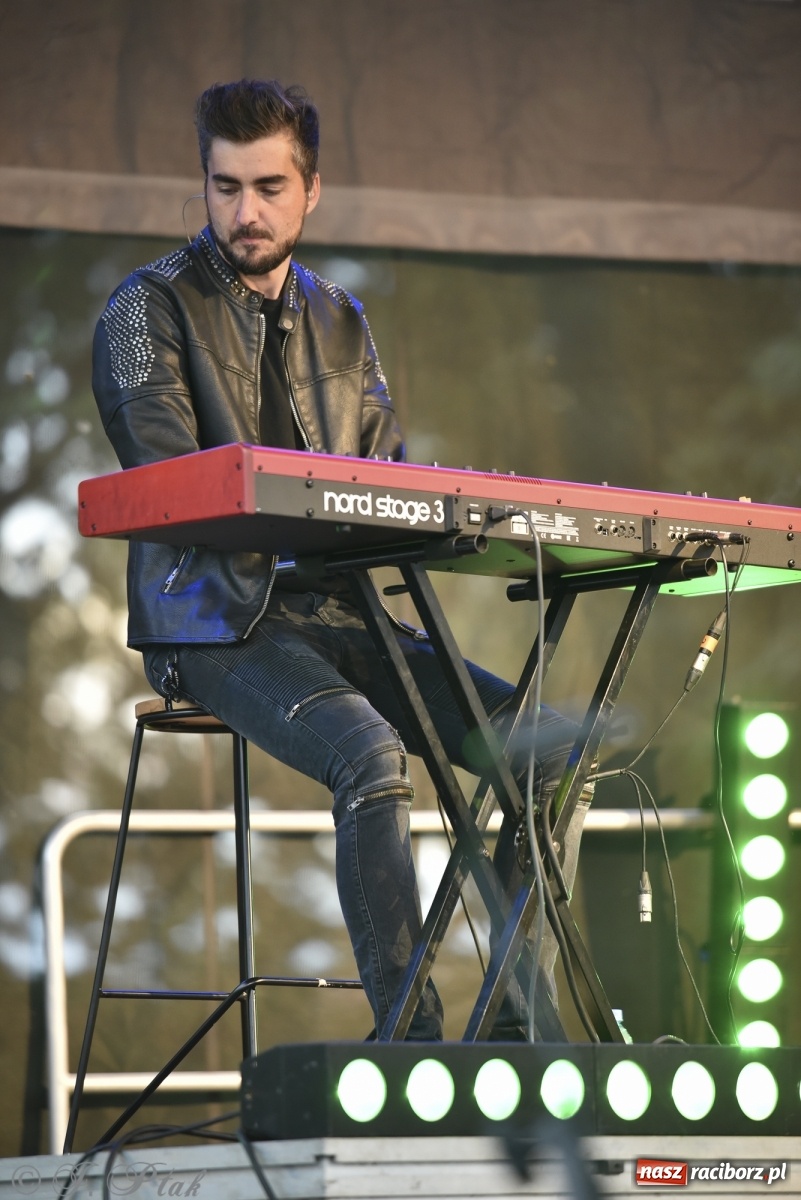 Zdjęcie w galerii na portalu naszraciborz.pl: Koncert z okazji 10-lecia zespołu BARTNICKY za nami wiadomości z regionu