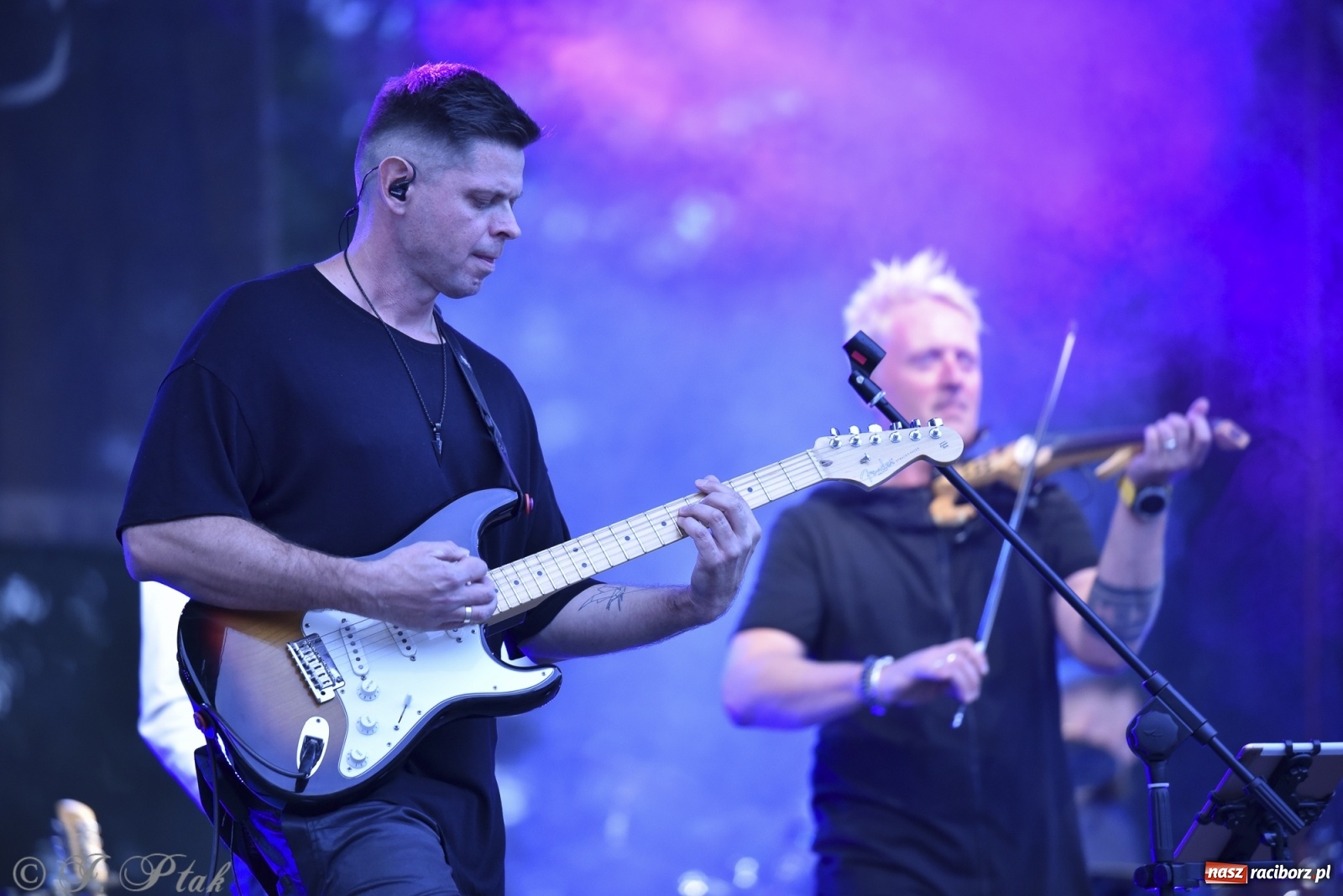 Zdjęcie w galerii na portalu naszraciborz.pl: Koncert z okazji 10-lecia zespołu BARTNICKY za nami wiadomości z regionu