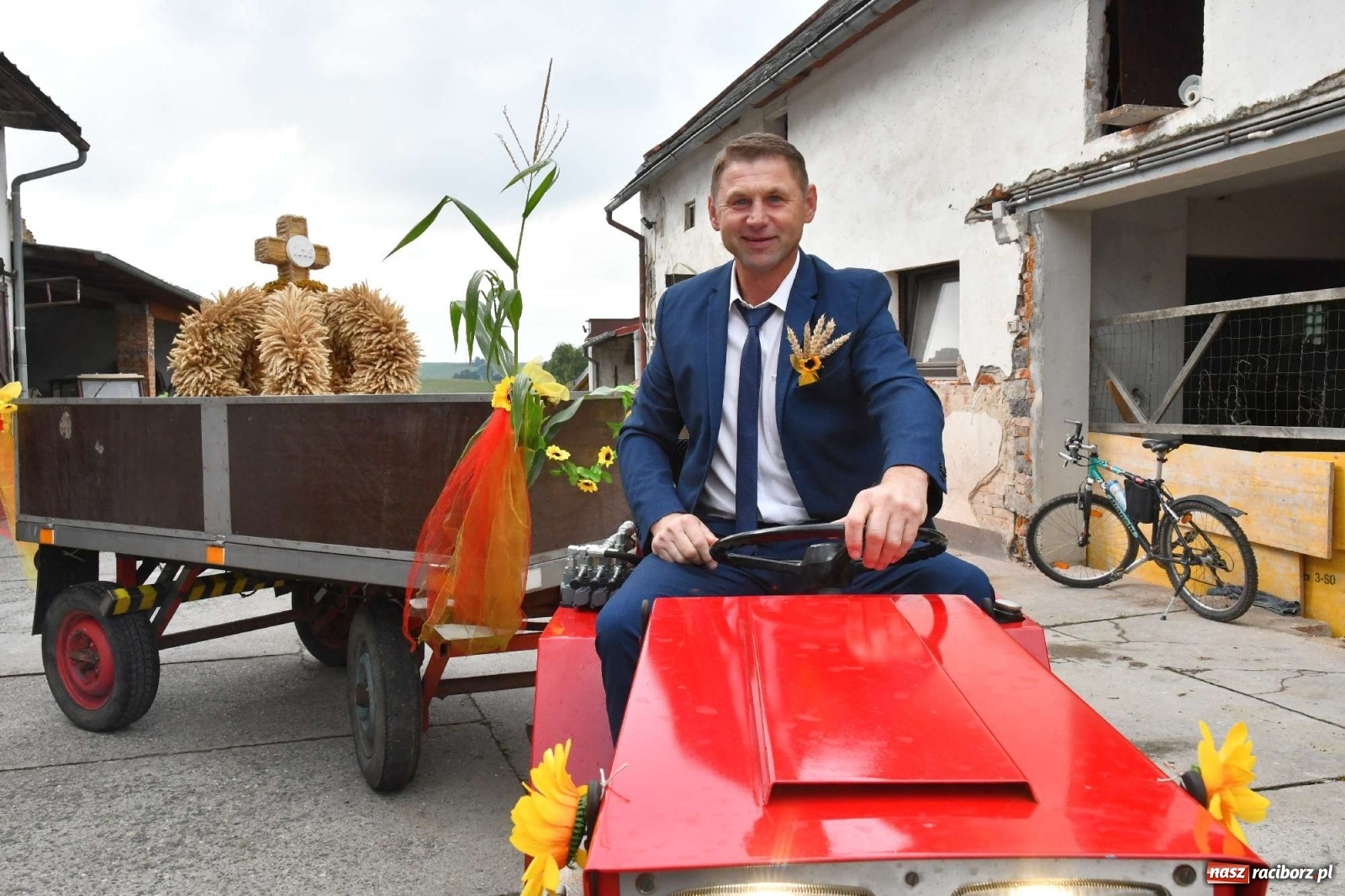 Zdjęcie w galerii na portalu naszraciborz.pl: W Cyprzanowie dziś dożynki [FOTO i WIDEO] wiadomości z regionu