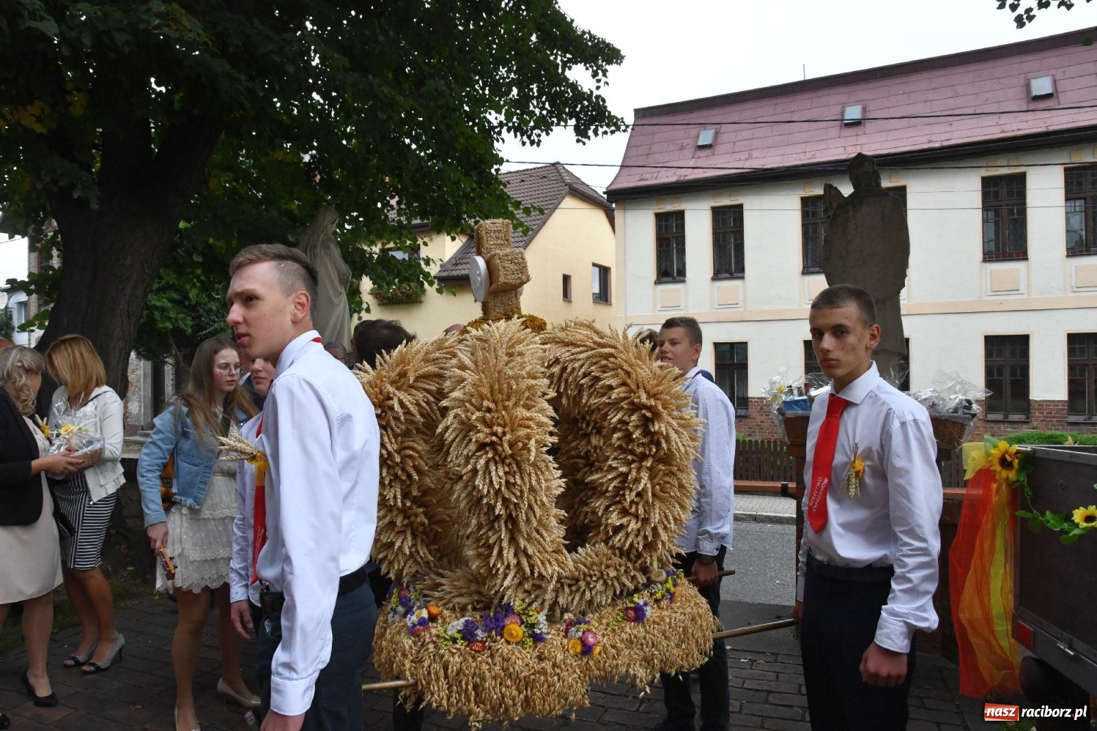 Zdjęcie w galerii na portalu naszraciborz.pl: W Cyprzanowie dziś dożynki [FOTO i WIDEO] wiadomości z regionu