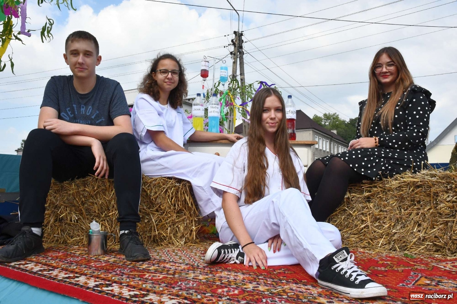 Zdjęcie w galerii na portalu naszraciborz.pl: Szczepionki jak napój bogów. Dożynki w Owsiszczach [FOTO i WIDEO] wiadomości z regionu