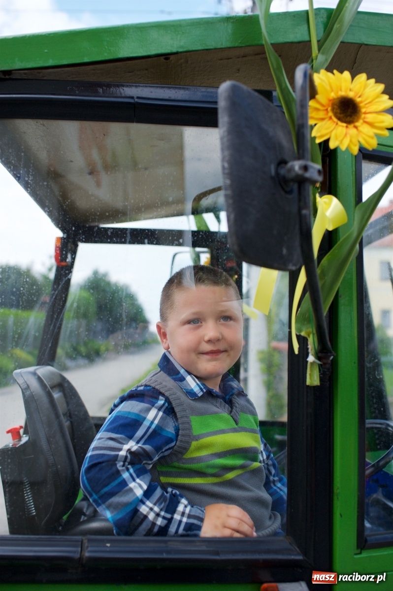Zdjęcie w galerii na portalu naszraciborz.pl: Wody mamy dużo! Dożynki w Krzyżanowicach 2021 wiadomości z regionu
