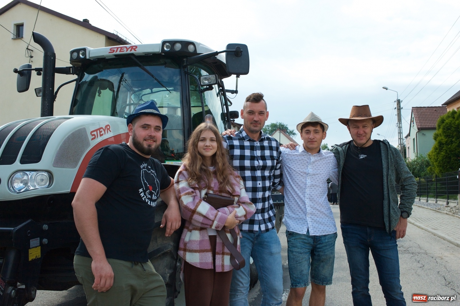 Zdjęcie w galerii na portalu naszraciborz.pl: Wody mamy dużo! Dożynki w Krzyżanowicach 2021 wiadomości z regionu