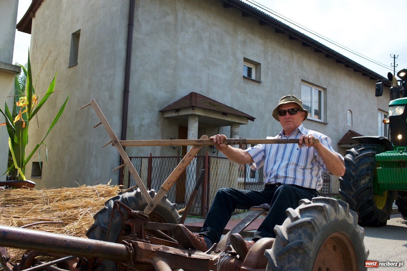 Zdjęcie w galerii na portalu naszraciborz.pl: Wody mamy dużo! Dożynki w Krzyżanowicach 2021 wiadomości z regionu