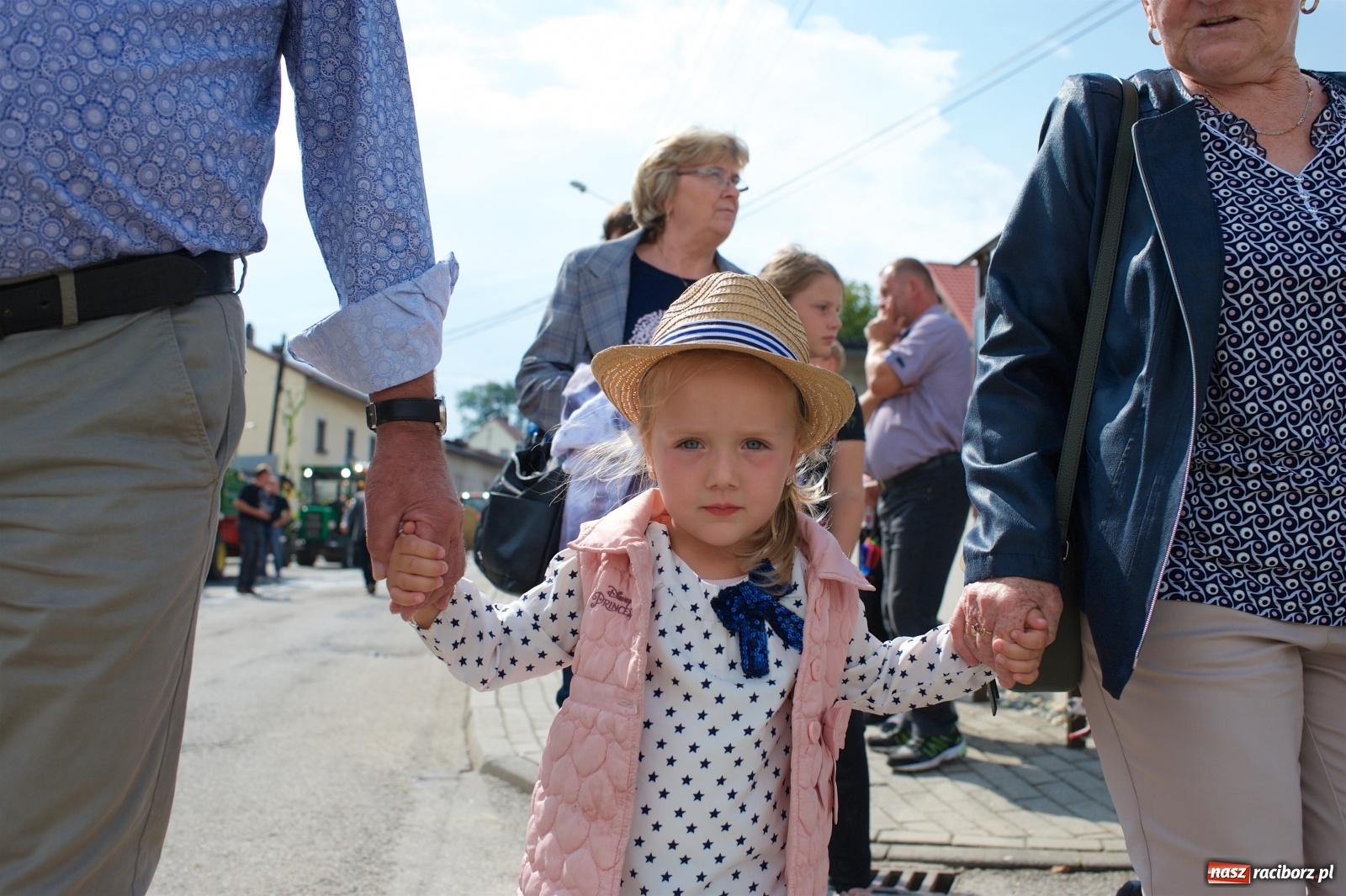 Zdjęcie w galerii na portalu naszraciborz.pl: Wody mamy dużo! Dożynki w Krzyżanowicach 2021 wiadomości z regionu
