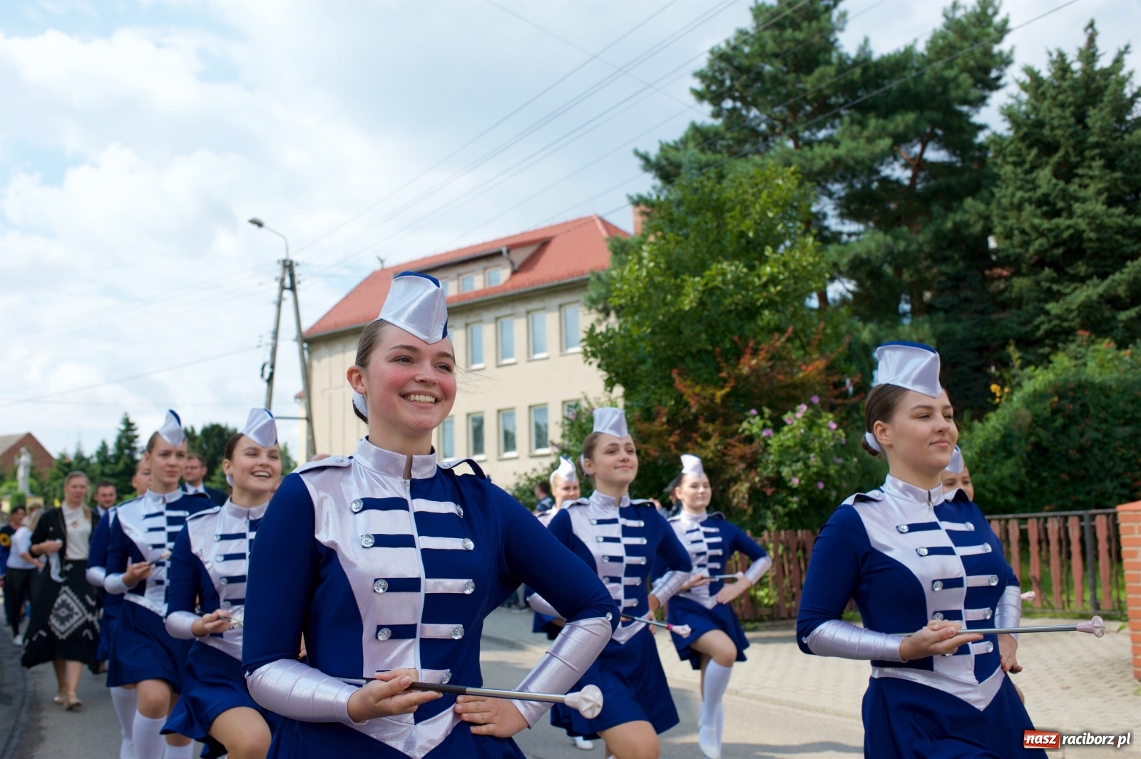 Zdjęcie w galerii na portalu naszraciborz.pl: Wody mamy dużo! Dożynki w Krzyżanowicach 2021 wiadomości z regionu