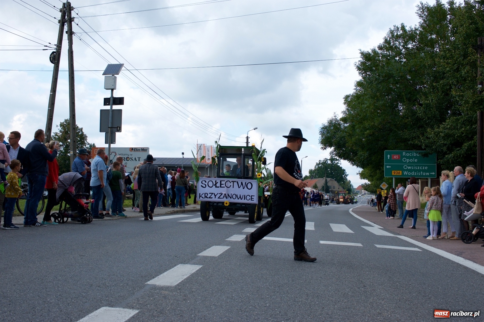 Zdjęcie w galerii na portalu naszraciborz.pl: Wody mamy dużo! Dożynki w Krzyżanowicach 2021 wiadomości z regionu