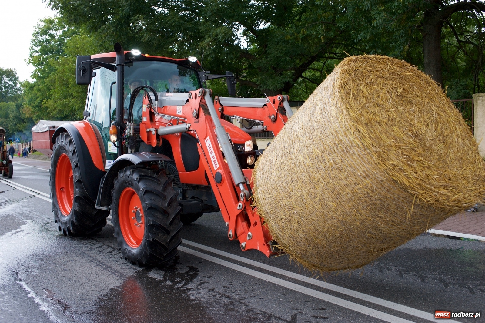 Zdjęcie w galerii na portalu naszraciborz.pl: Wody mamy dużo! Dożynki w Krzyżanowicach 2021 wiadomości z regionu
