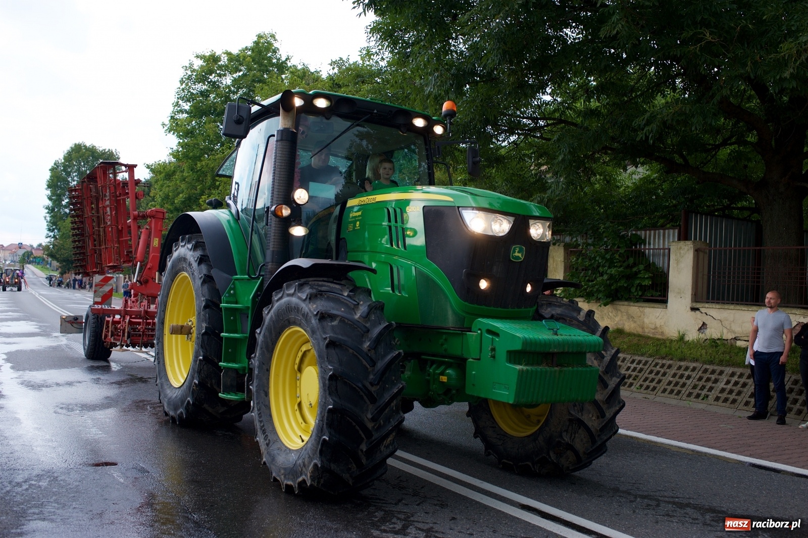 Zdjęcie w galerii na portalu naszraciborz.pl: Wody mamy dużo! Dożynki w Krzyżanowicach 2021 wiadomości z regionu