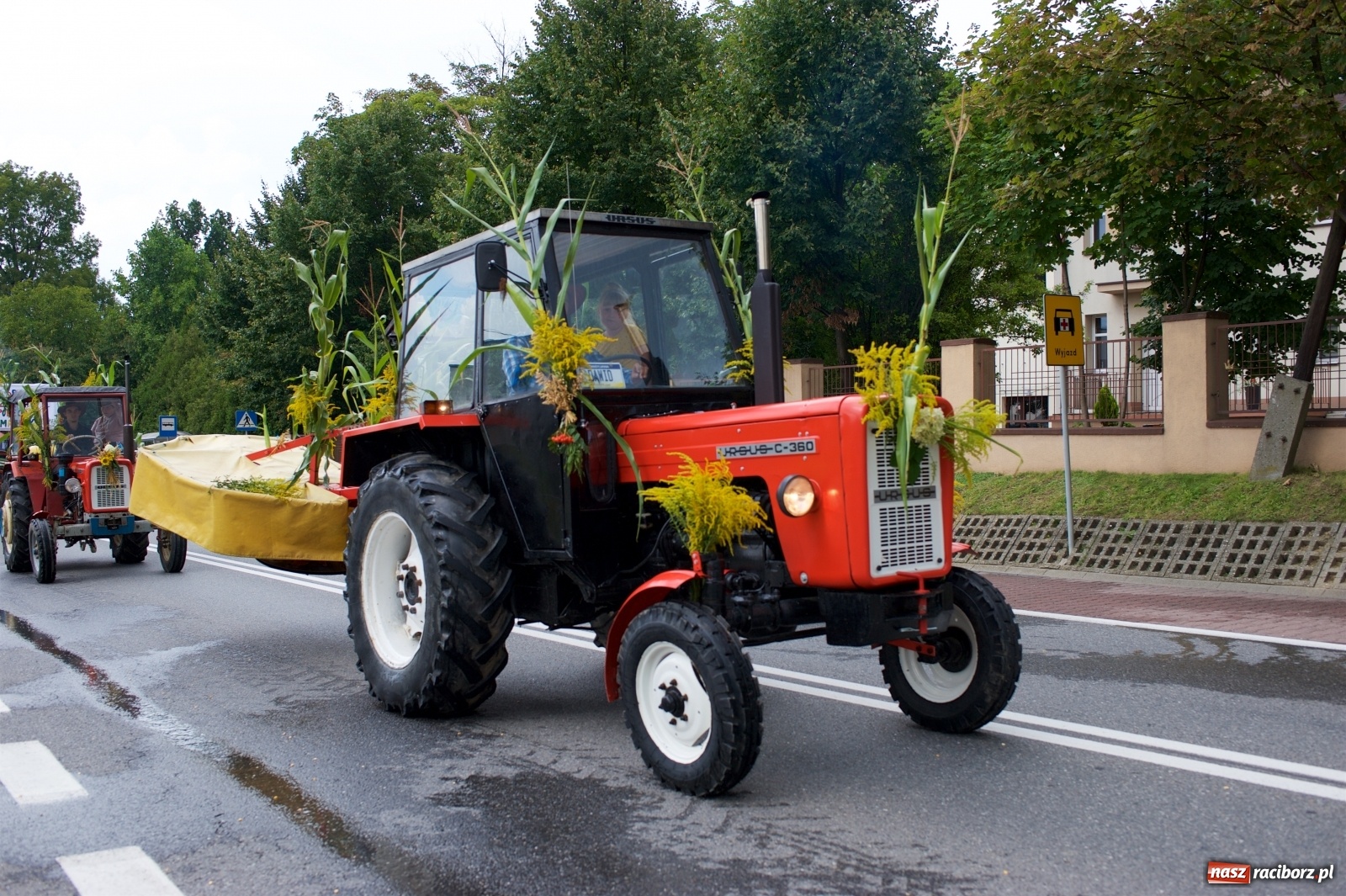 Zdjęcie w galerii na portalu naszraciborz.pl: Wody mamy dużo! Dożynki w Krzyżanowicach 2021 wiadomości z regionu