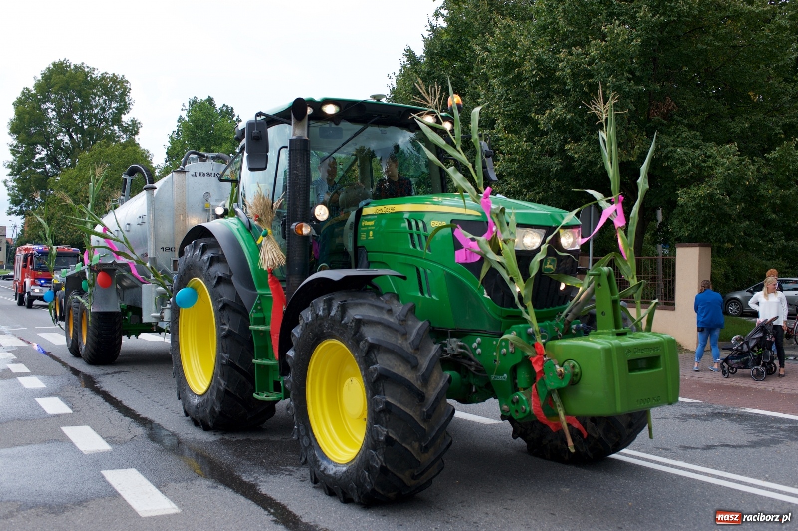 Zdjęcie w galerii na portalu naszraciborz.pl: Wody mamy dużo! Dożynki w Krzyżanowicach 2021 wiadomości z regionu
