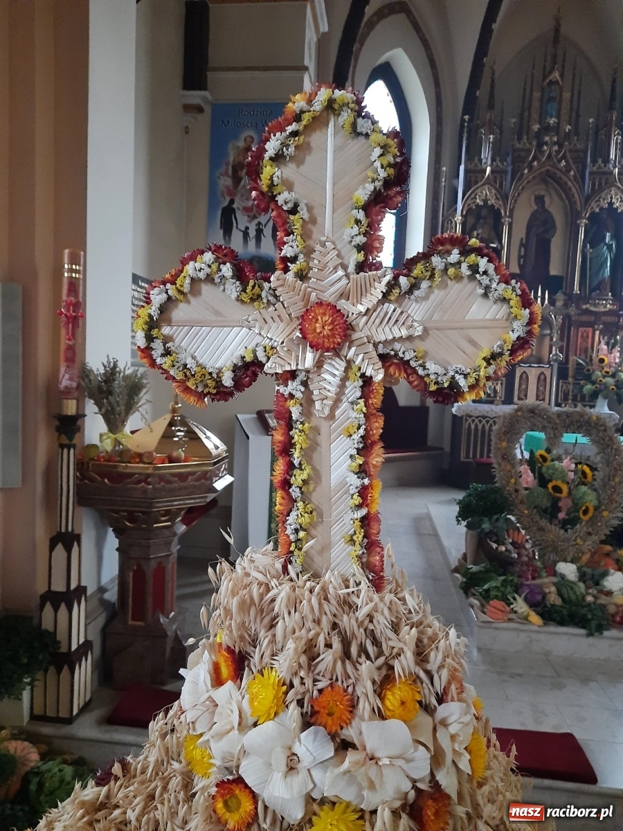 Zdjęcie w galerii na portalu naszraciborz.pl: W Rudniku dziękowali za plony wiadomości z regionu