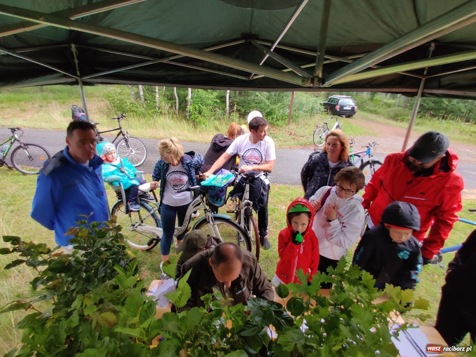 Zdjęcie w galerii na portalu naszraciborz.pl: XXIII Rodzinny Rajd Rowerowy w Kuźni Raciborskiej za nami [FOTO] wiadomości z regionu