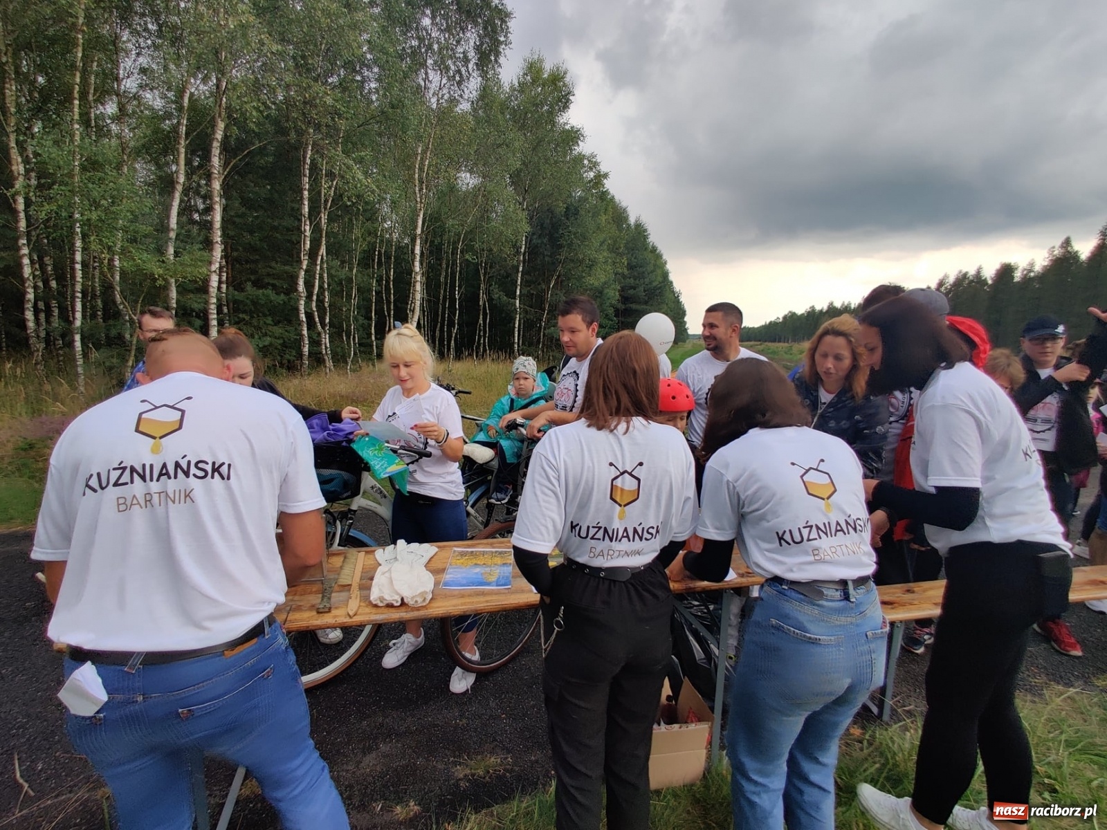Zdjęcie w galerii na portalu naszraciborz.pl: XXIII Rodzinny Rajd Rowerowy w Kuźni Raciborskiej za nami [FOTO] wiadomości z regionu