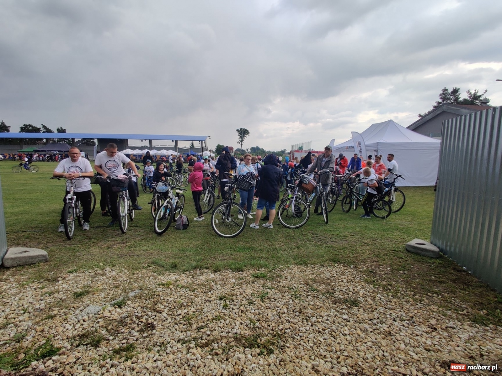 Zdjęcie w galerii na portalu naszraciborz.pl: XXIII Rodzinny Rajd Rowerowy w Kuźni Raciborskiej za nami [FOTO] wiadomości z regionu