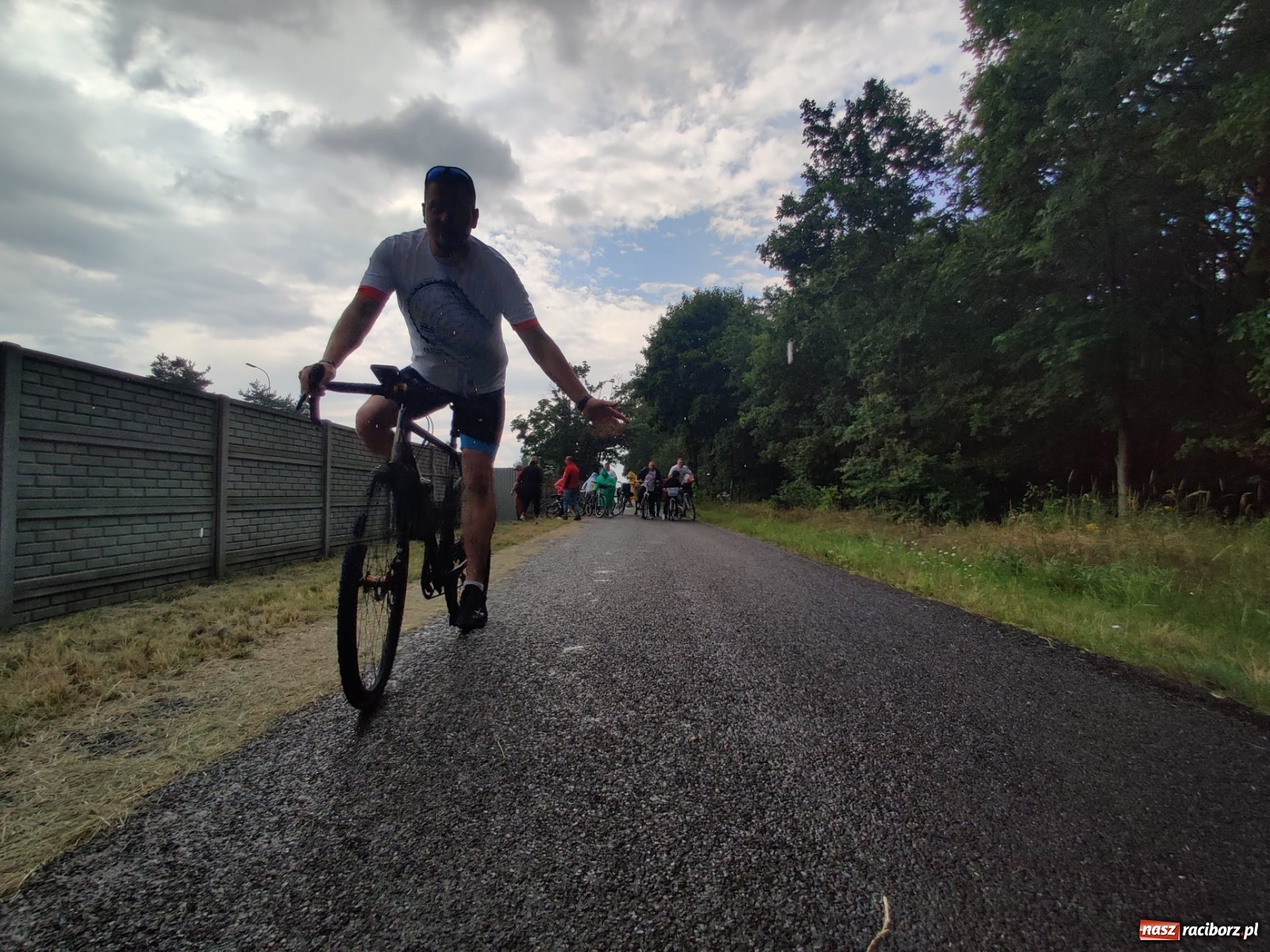 Zdjęcie w galerii na portalu naszraciborz.pl: XXIII Rodzinny Rajd Rowerowy w Kuźni Raciborskiej za nami [FOTO] wiadomości z regionu