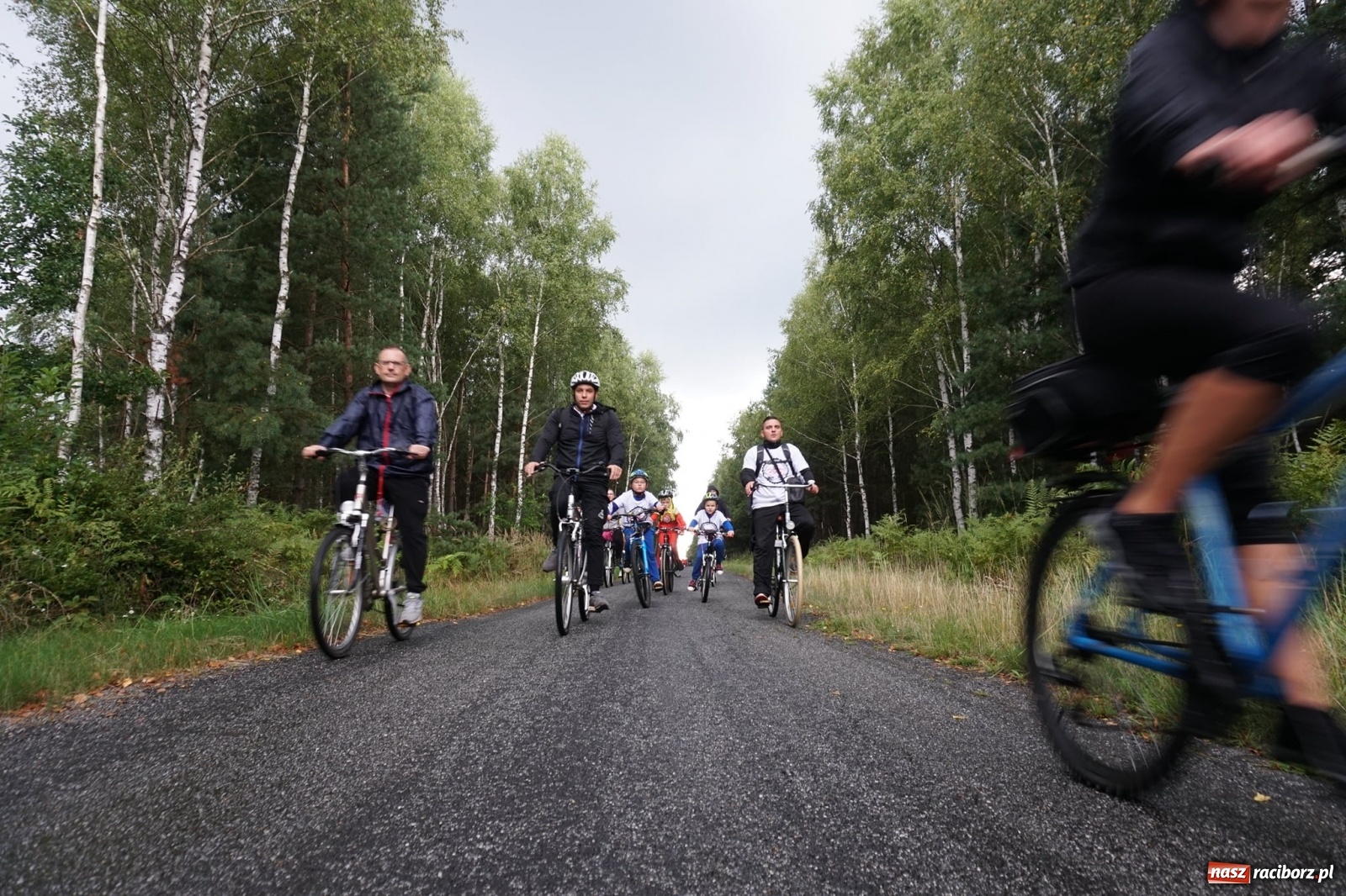 Zdjęcie w galerii na portalu naszraciborz.pl: XXIII Rodzinny Rajd Rowerowy w Kuźni Raciborskiej za nami [FOTO] wiadomości z regionu