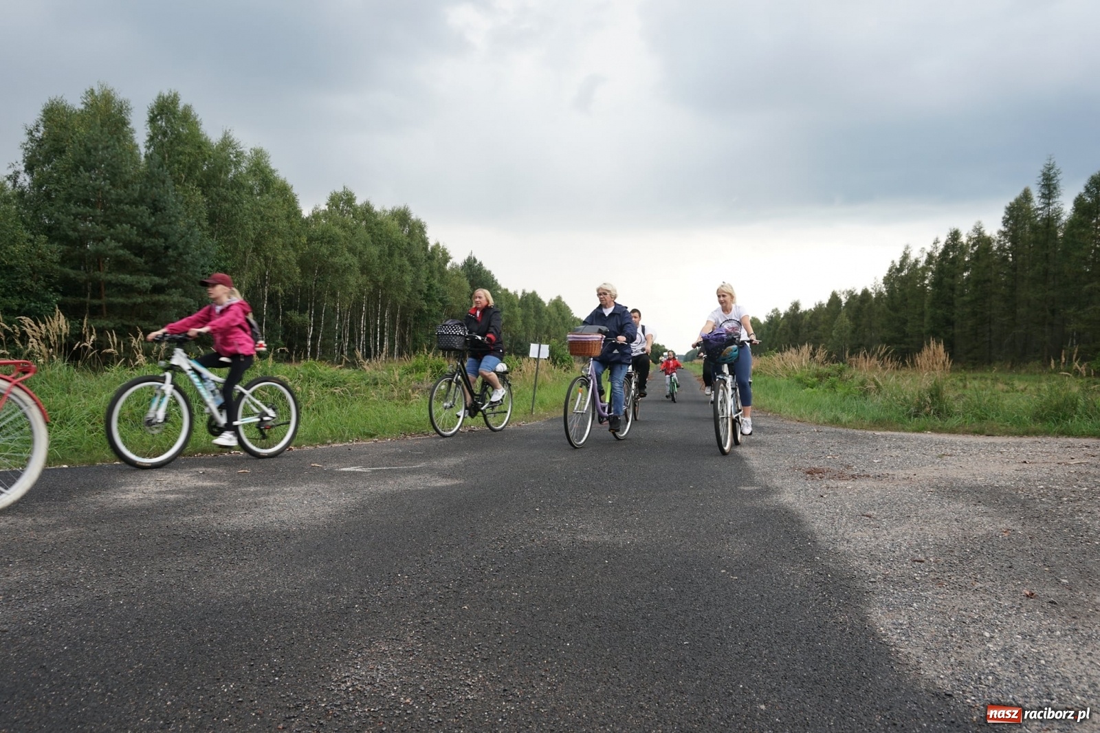 Zdjęcie w galerii na portalu naszraciborz.pl: XXIII Rodzinny Rajd Rowerowy w Kuźni Raciborskiej za nami [FOTO] wiadomości z regionu