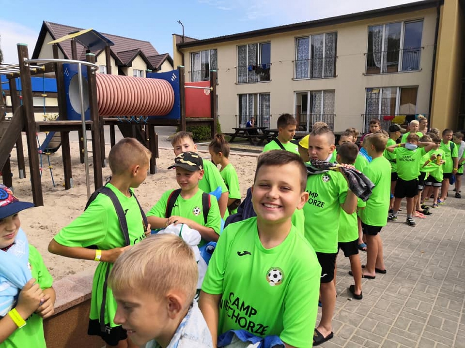 Zdjęcie w galerii na portalu naszraciborz.pl: Młodzi piłkarze LKS Tworków na obozie w Niechorzu [FOTO] wiadomości z regionu
