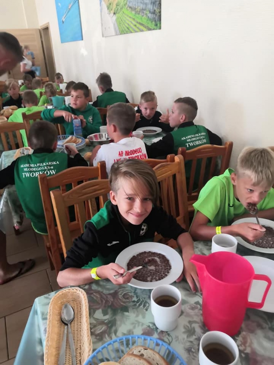 Zdjęcie w galerii na portalu naszraciborz.pl: Młodzi piłkarze LKS Tworków na obozie w Niechorzu [FOTO] wiadomości z regionu