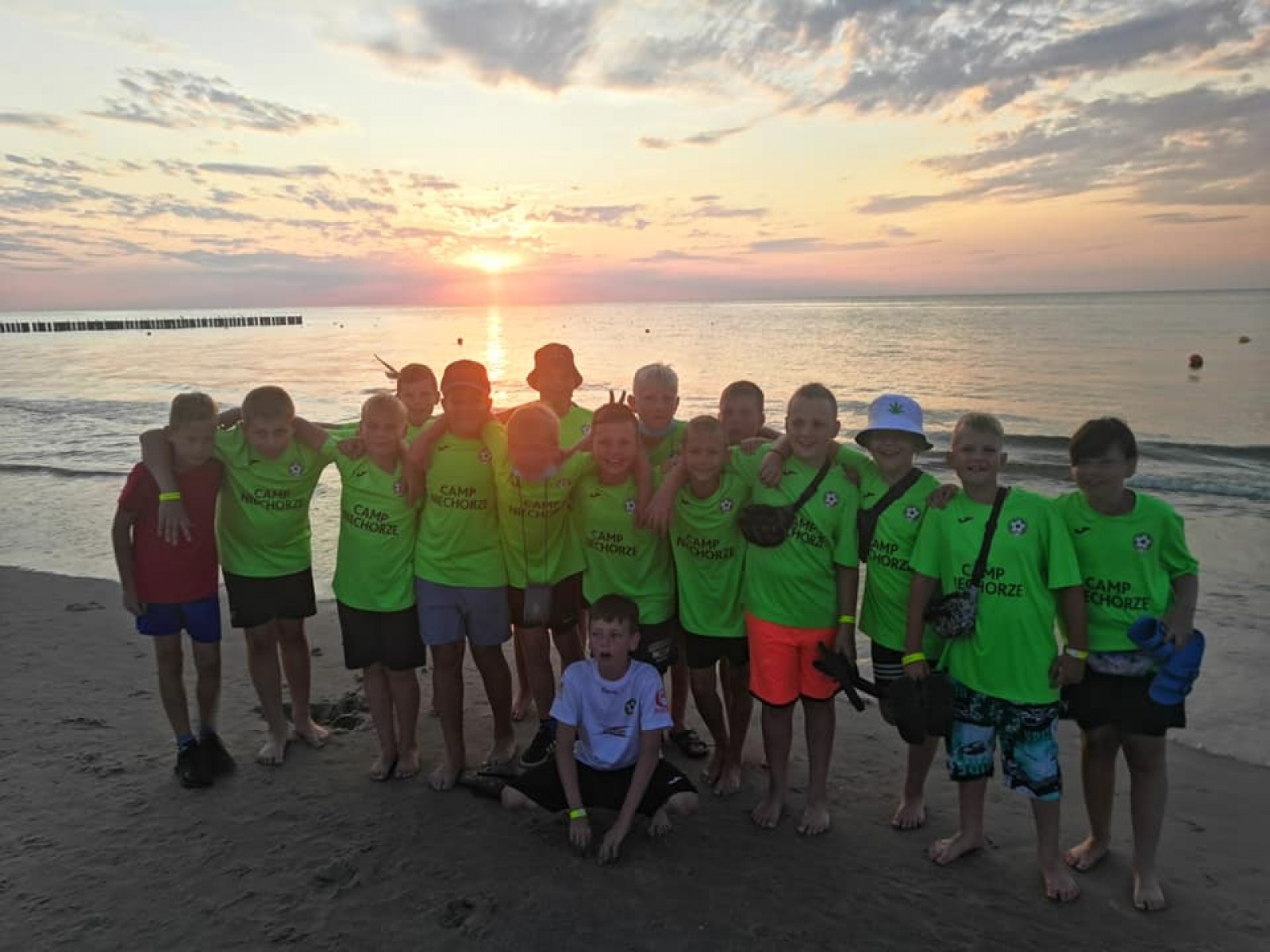 Zdjęcie w galerii na portalu naszraciborz.pl: Młodzi piłkarze LKS Tworków na obozie w Niechorzu [FOTO] wiadomości z regionu