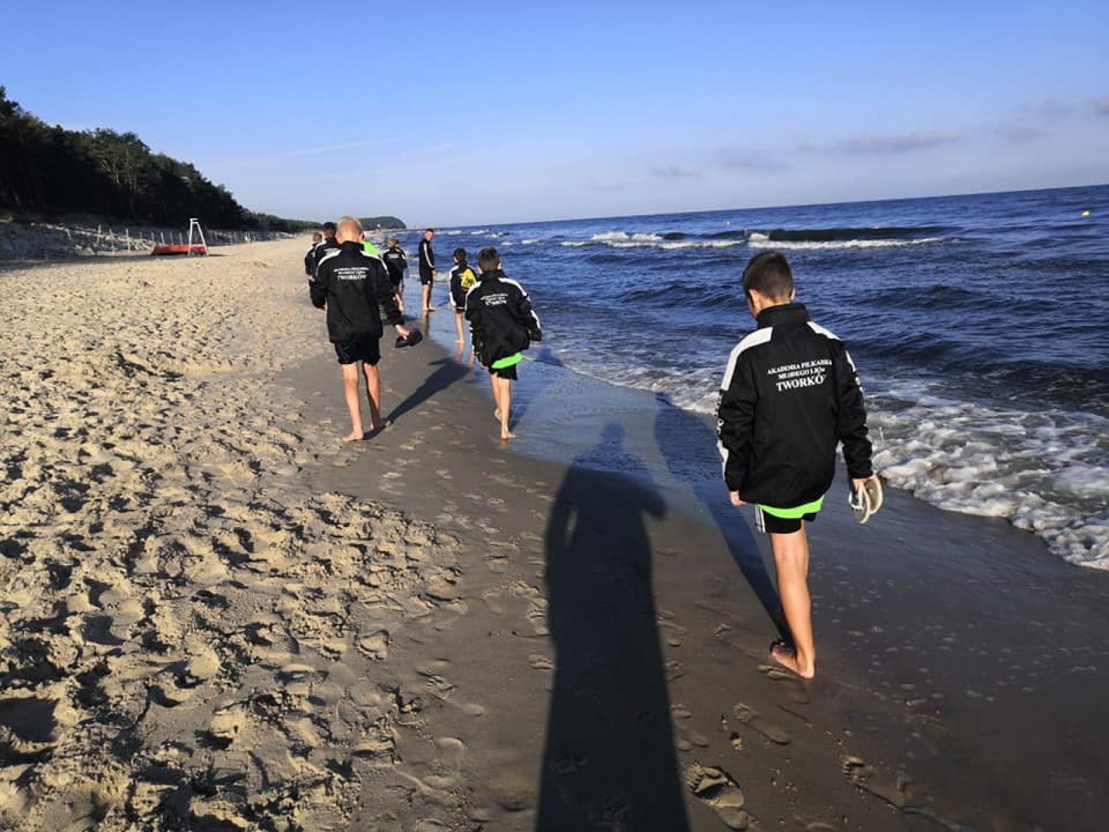 Zdjęcie w galerii na portalu naszraciborz.pl: Młodzi piłkarze LKS Tworków na obozie w Niechorzu [FOTO] wiadomości z regionu