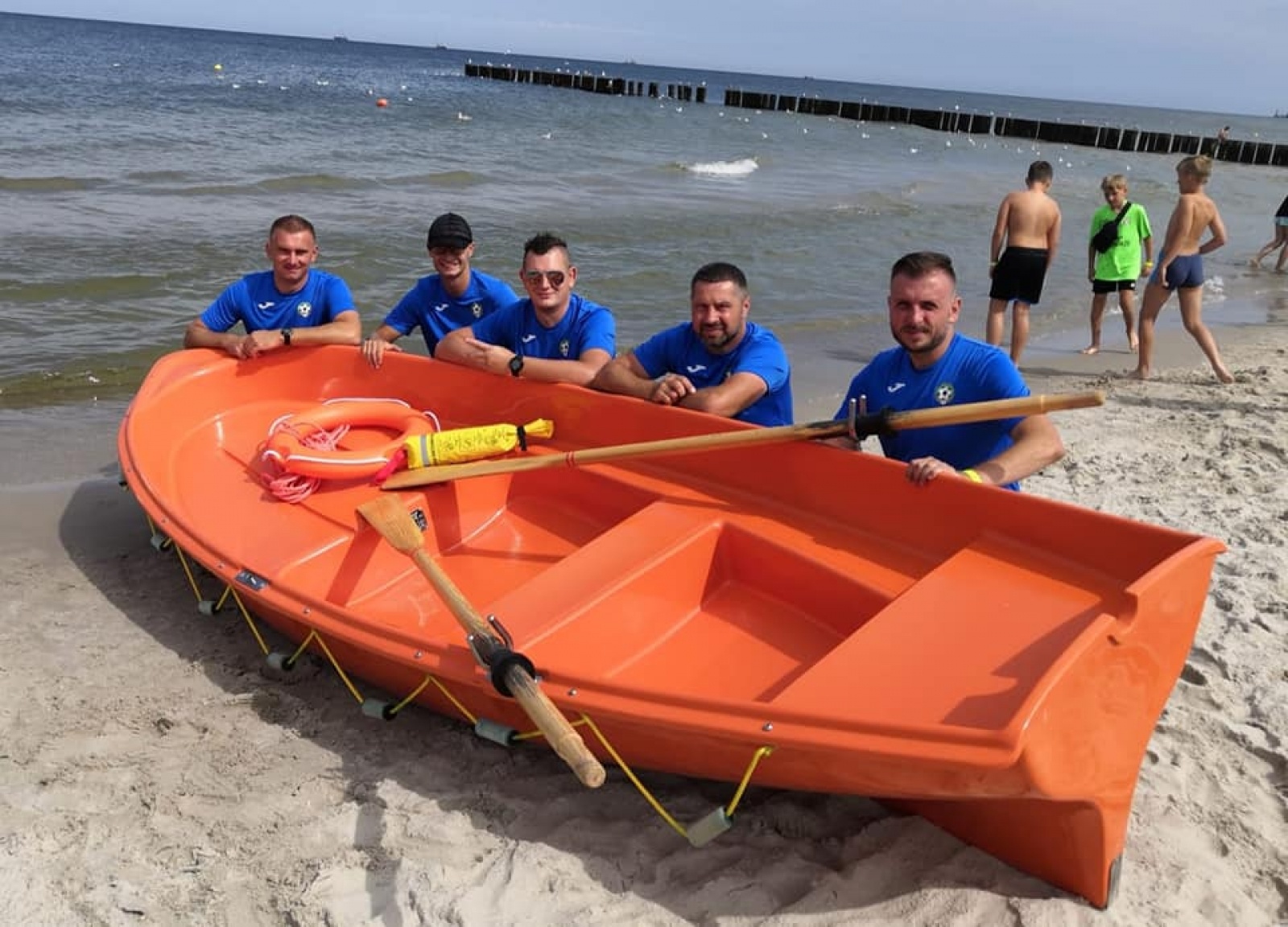 Zdjęcie w galerii na portalu naszraciborz.pl: Młodzi piłkarze LKS Tworków na obozie w Niechorzu [FOTO] wiadomości z regionu