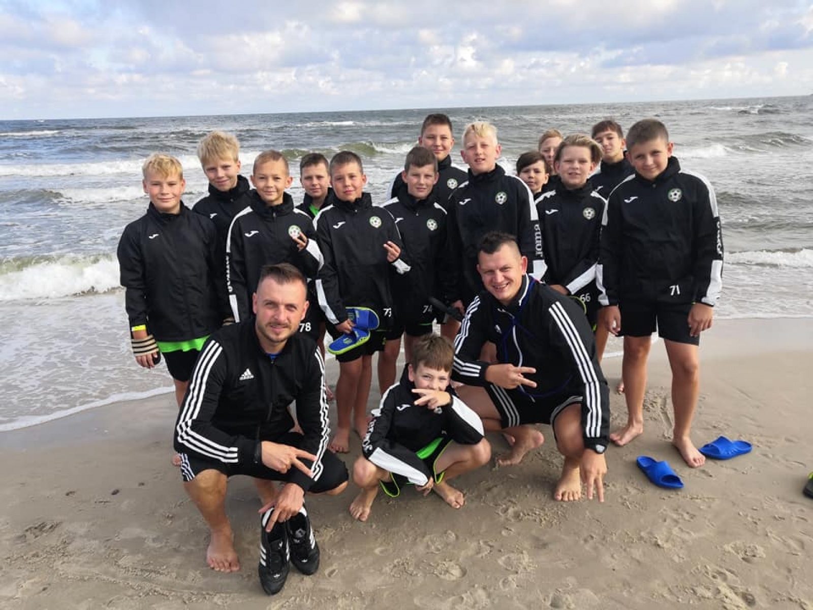 Zdjęcie w galerii na portalu naszraciborz.pl: Młodzi piłkarze LKS Tworków na obozie w Niechorzu [FOTO] wiadomości z regionu