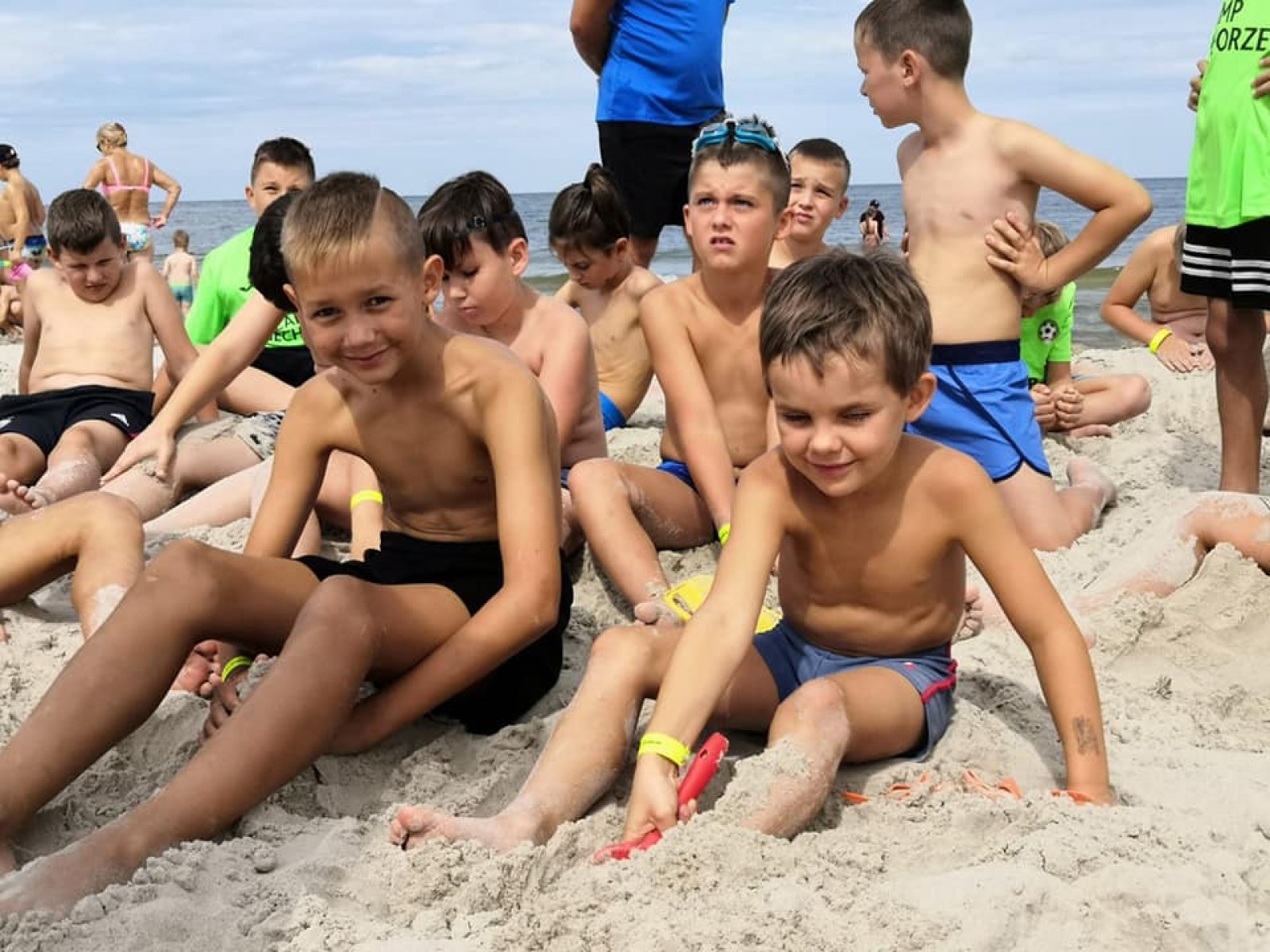 Zdjęcie w galerii na portalu naszraciborz.pl: Młodzi piłkarze LKS Tworków na obozie w Niechorzu [FOTO] wiadomości z regionu