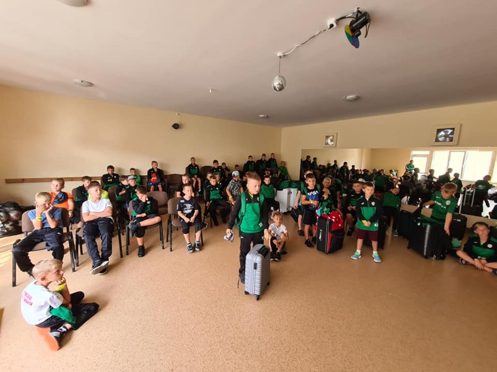 Zdjęcie w galerii na portalu naszraciborz.pl: Młodzi piłkarze LKS Tworków na obozie w Niechorzu [FOTO] wiadomości z regionu