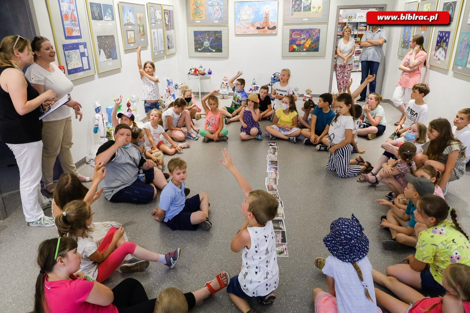 Zdjęcie w galerii na portalu naszraciborz.pl: Kosmiczne lato z biblioteką dobiegło końca [FOTO] wiadomości z regionu