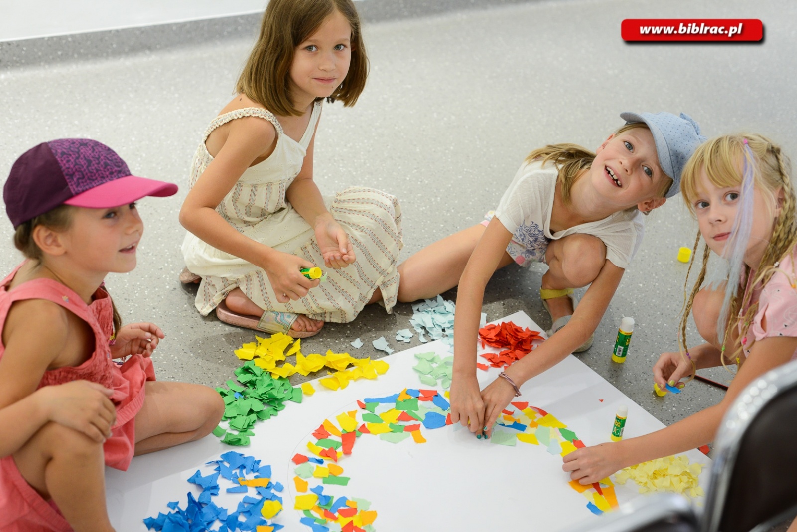 Zdjęcie w galerii na portalu naszraciborz.pl: Kosmiczne lato z biblioteką dobiegło końca [FOTO] wiadomości z regionu
