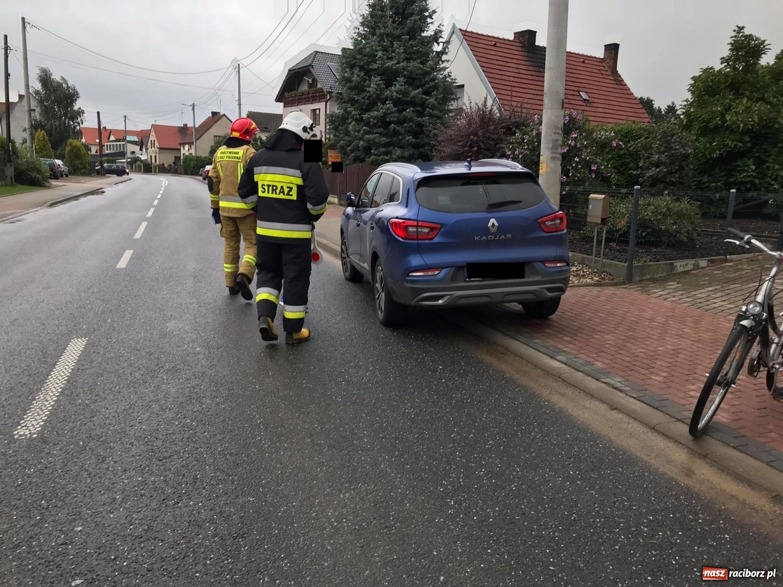 Zdjęcie w galerii na portalu naszraciborz.pl: Zderzenie trzech pojazdów w Pawłowie [FOTO] wiadomości z regionu