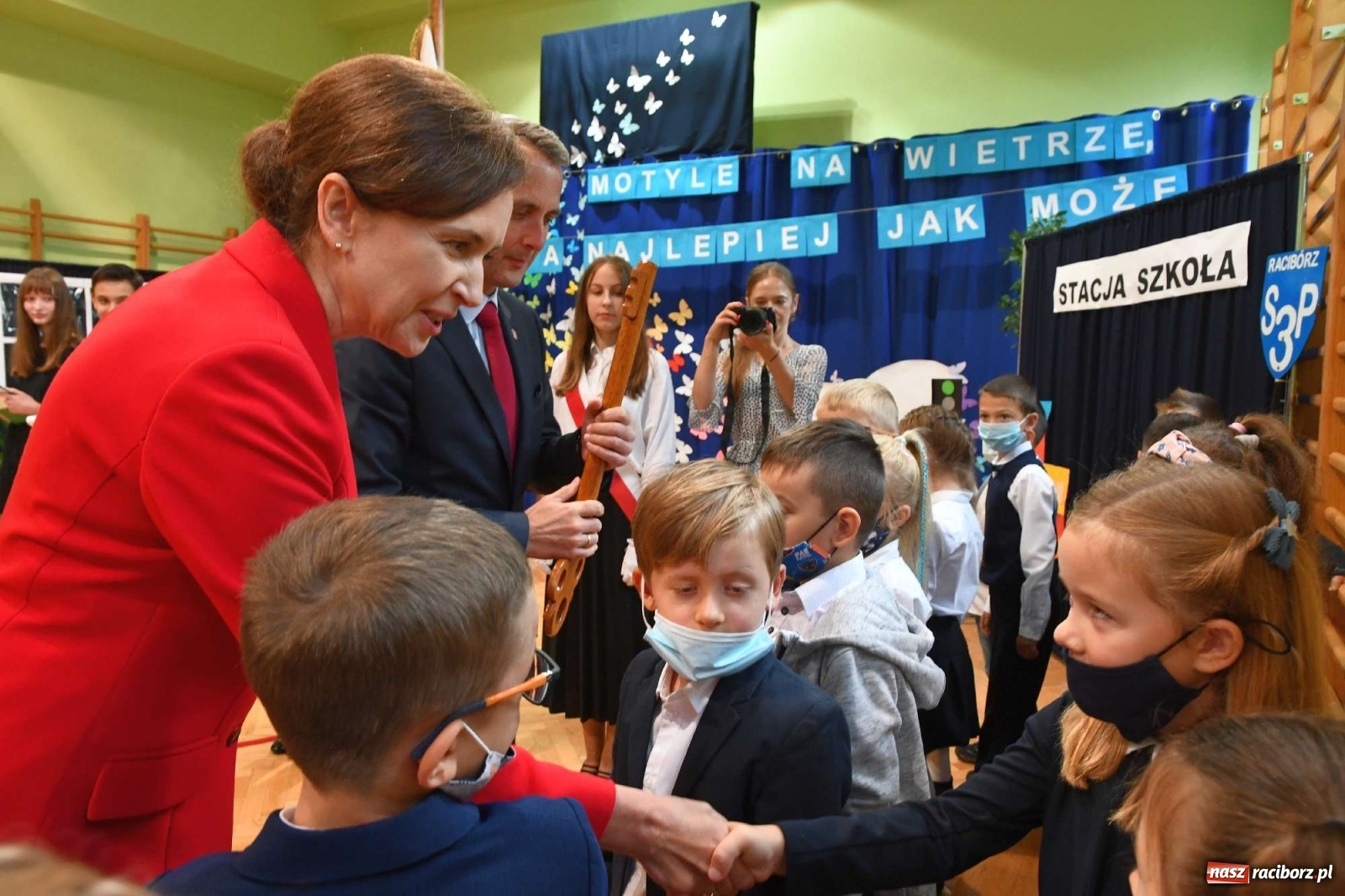 Zdjęcie w galerii na portalu naszraciborz.pl: Potrzeba inżynierów, a nie youtuberów. Miejska inauguracja roku szkolnego w Raciborzu-Brzeziu wiadomości z regionu