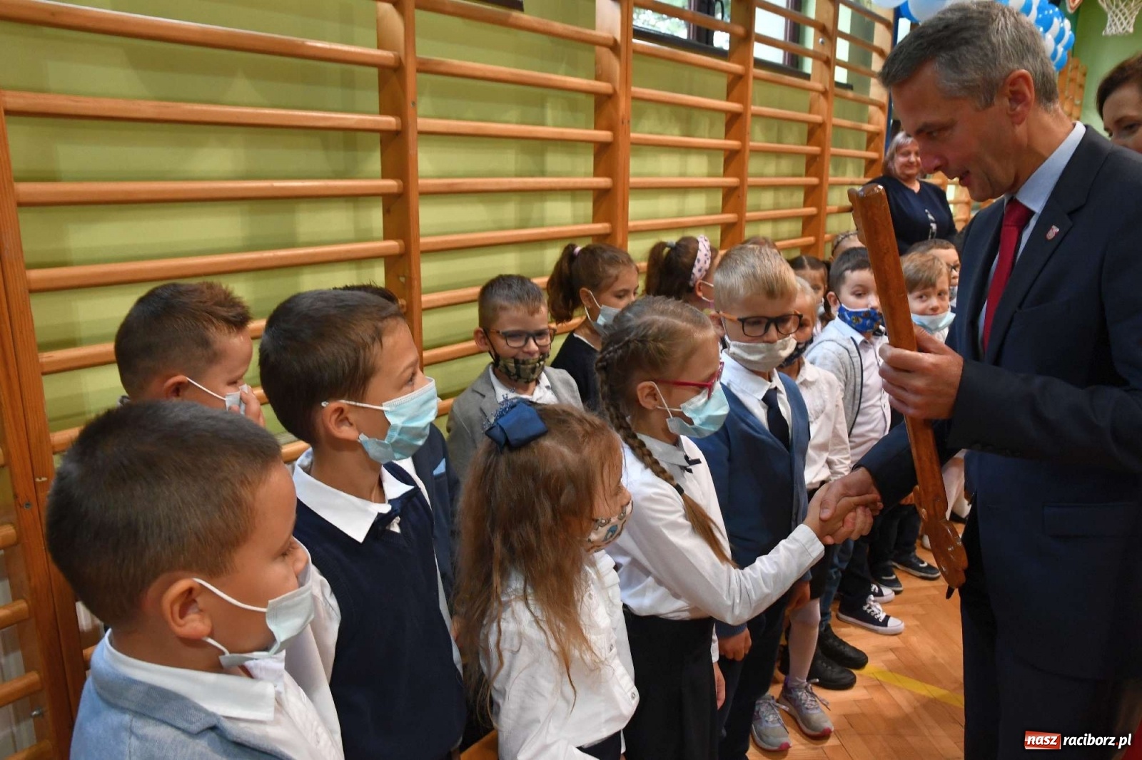 Zdjęcie w galerii na portalu naszraciborz.pl: Potrzeba inżynierów, a nie youtuberów. Miejska inauguracja roku szkolnego w Raciborzu-Brzeziu wiadomości z regionu