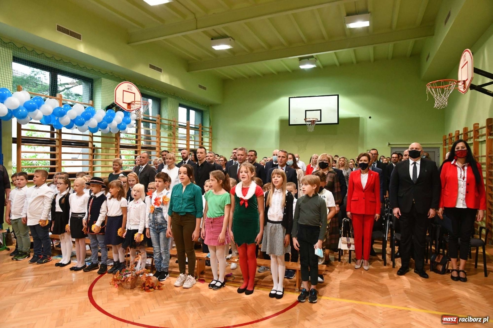 Zdjęcie w galerii na portalu naszraciborz.pl: Potrzeba inżynierów, a nie youtuberów. Miejska inauguracja roku szkolnego w Raciborzu-Brzeziu wiadomości z regionu