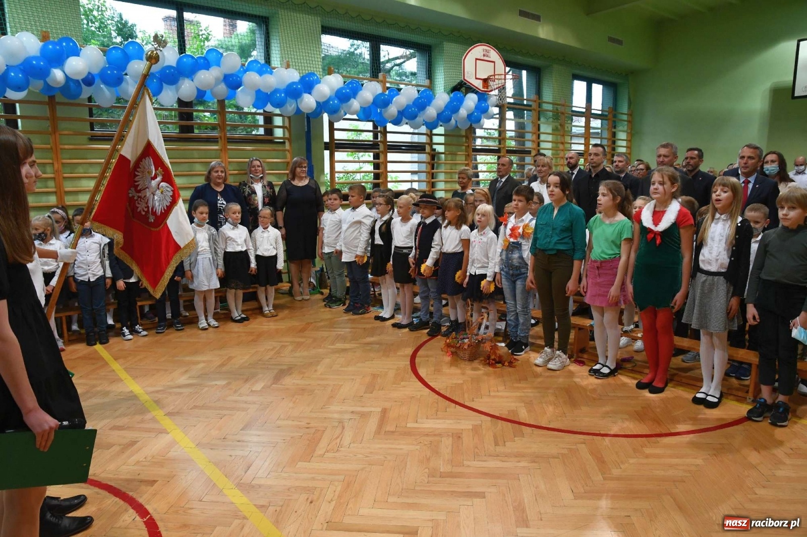 Zdjęcie w galerii na portalu naszraciborz.pl: Potrzeba inżynierów, a nie youtuberów. Miejska inauguracja roku szkolnego w Raciborzu-Brzeziu wiadomości z regionu