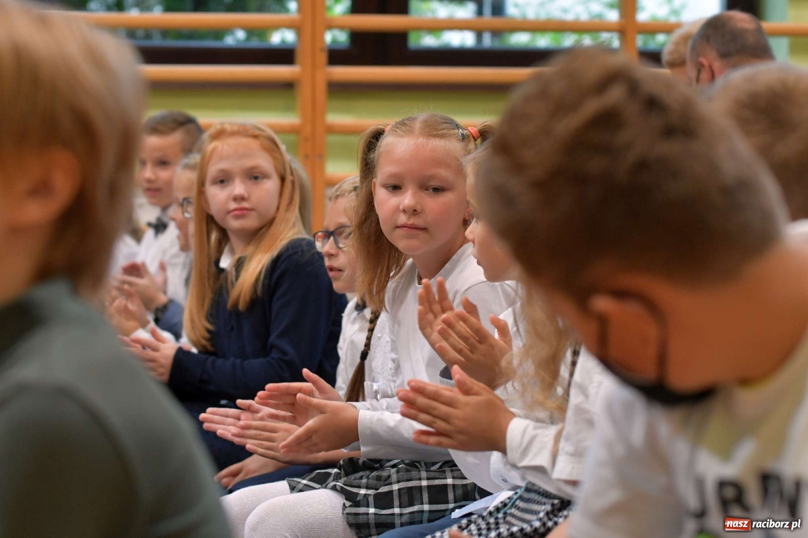 Zdjęcie w galerii na portalu naszraciborz.pl: Potrzeba inżynierów, a nie youtuberów. Miejska inauguracja roku szkolnego w Raciborzu-Brzeziu wiadomości z regionu