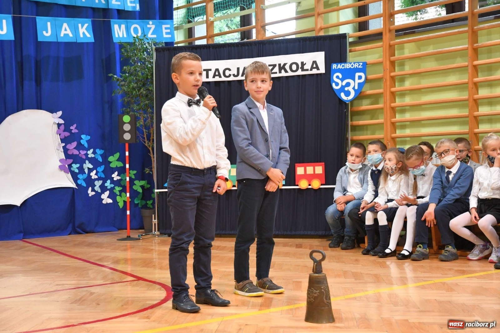 Zdjęcie w galerii na portalu naszraciborz.pl: Potrzeba inżynierów, a nie youtuberów. Miejska inauguracja roku szkolnego w Raciborzu-Brzeziu wiadomości z regionu