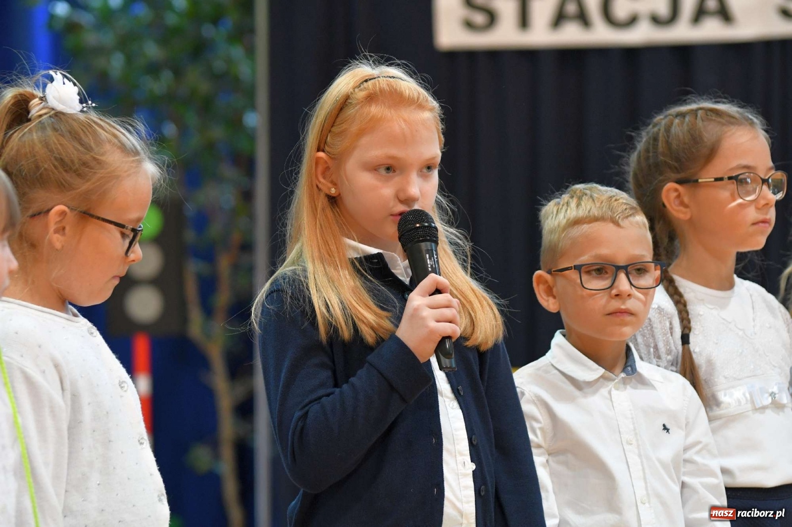 Zdjęcie w galerii na portalu naszraciborz.pl: Potrzeba inżynierów, a nie youtuberów. Miejska inauguracja roku szkolnego w Raciborzu-Brzeziu wiadomości z regionu