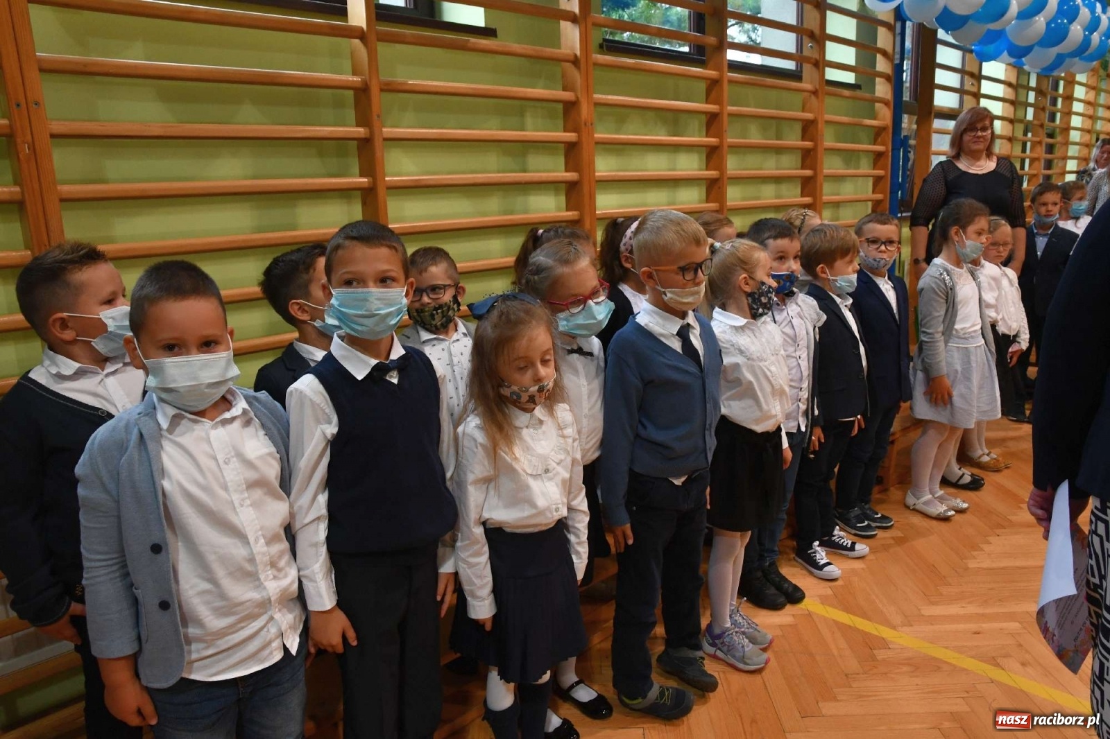 Zdjęcie w galerii na portalu naszraciborz.pl: Potrzeba inżynierów, a nie youtuberów. Miejska inauguracja roku szkolnego w Raciborzu-Brzeziu wiadomości z regionu