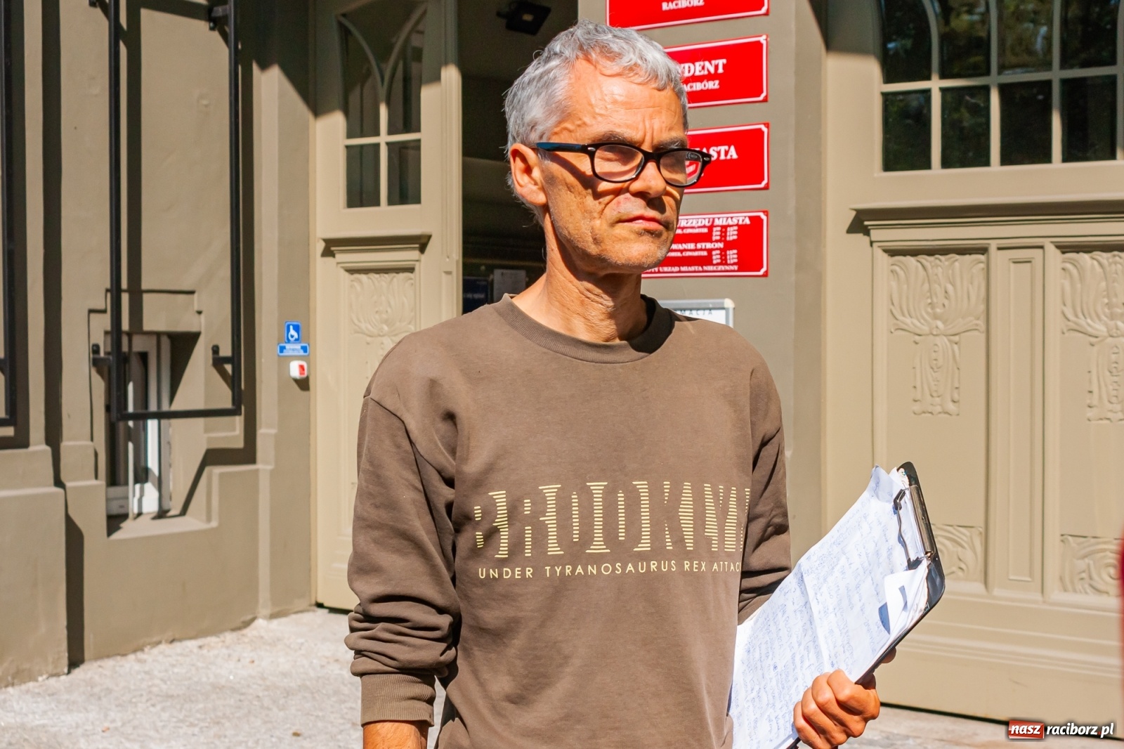 Zdjęcie w galerii na portalu naszraciborz.pl: Wezwanie prezydenta do dymisji i nocna mobilizacja jego zwolenników wiadomości z regionu